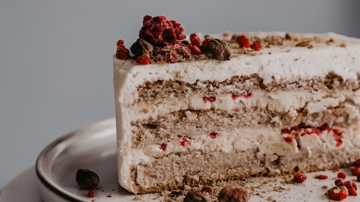 prajitura-fara-coacere--este-gata-in-15-minute-ai-nevoie-de-300-g-biscuiti--lapte--zahar-pudra--budinca-de-vanilie---_85701400