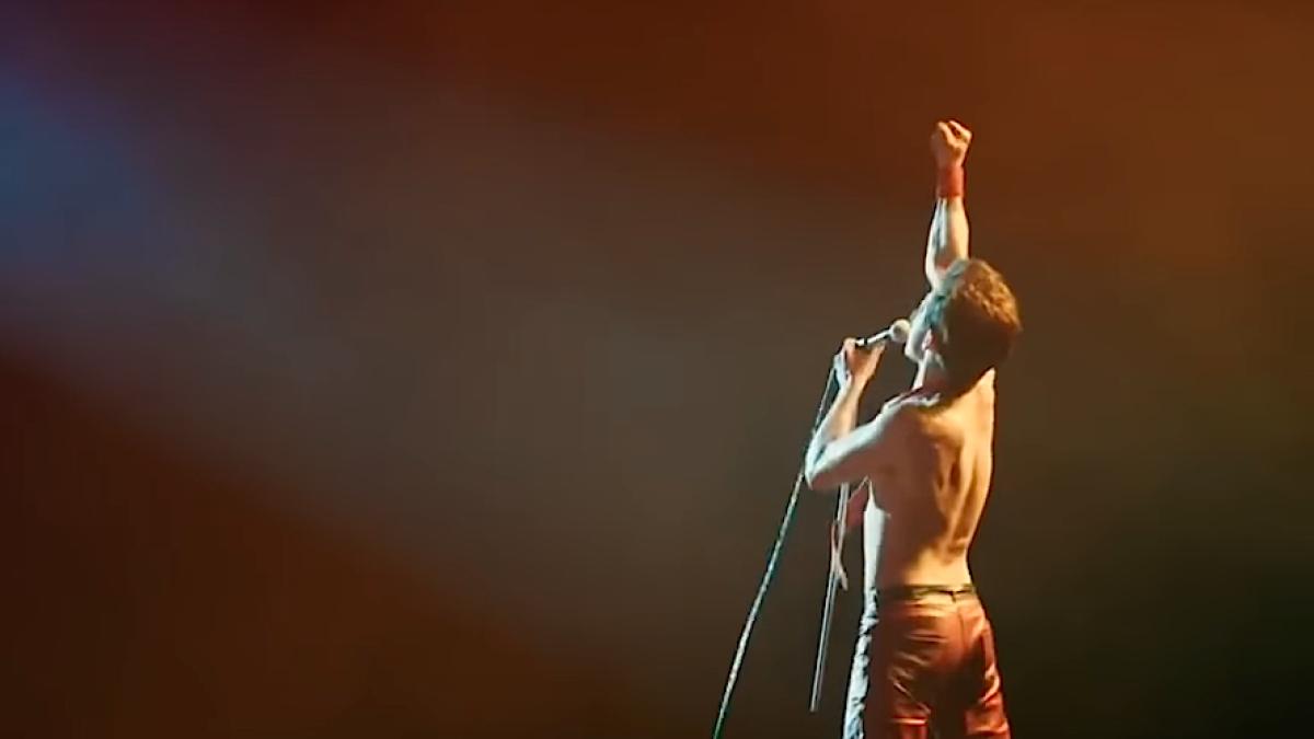 freddy_mercury_wembley_86027700