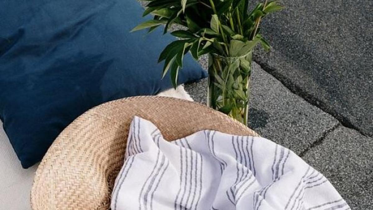 nu-mai-spala-podelele-cu-un-prosop--superstitiile-interzic-acest-obicei---alungi-bunastarea-din-casa_13058100