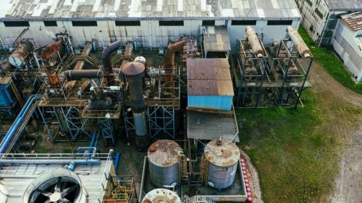 cele-mai-poluante-unitati-de-petrol-si-gaze-sunt-vandute-catre-companii-obscure--marii-producatori-baga-gunoiul-sub-pres_42219600