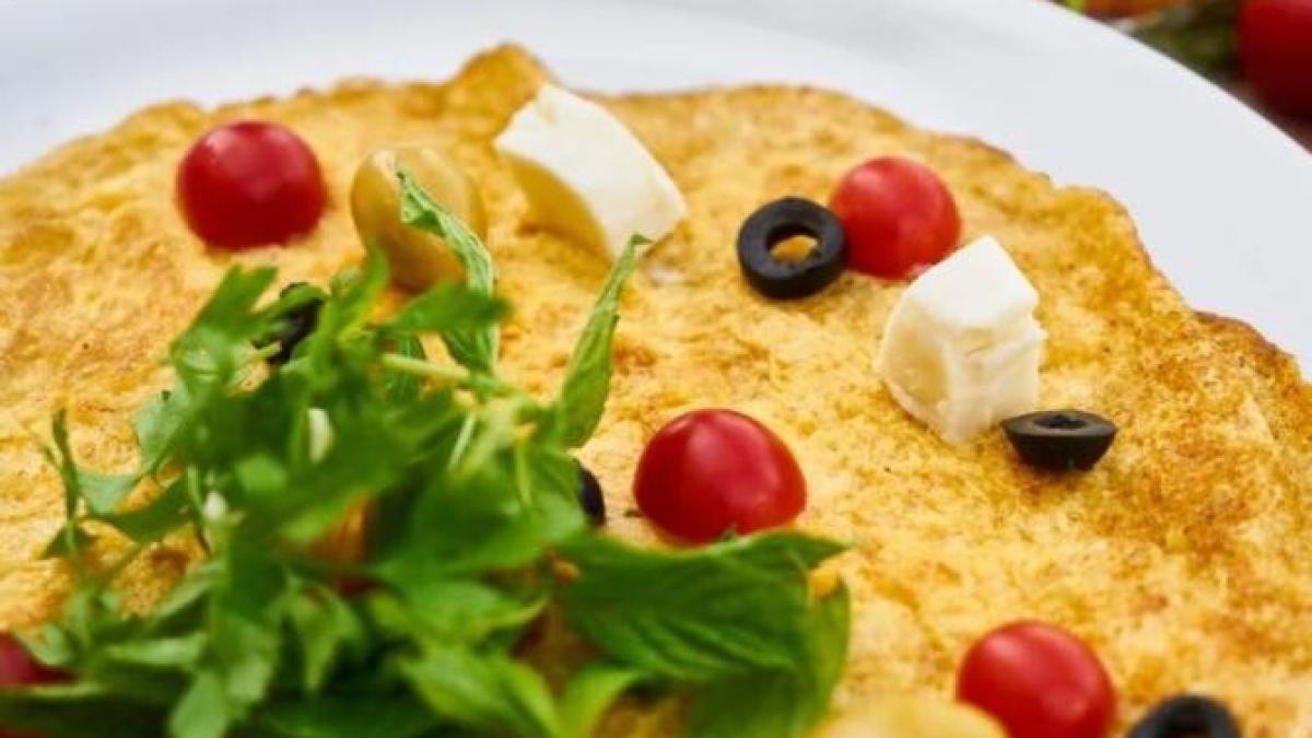 omleta-de-cartofi--gata-de-15-minute---reteta-spaniola--celebra-in-toata-lumea--incearca-si-nu-vei-regreta_90534700