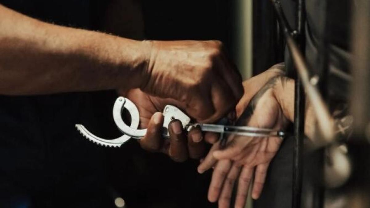 britanic-inchisoare-iraq-artefacte_06464600