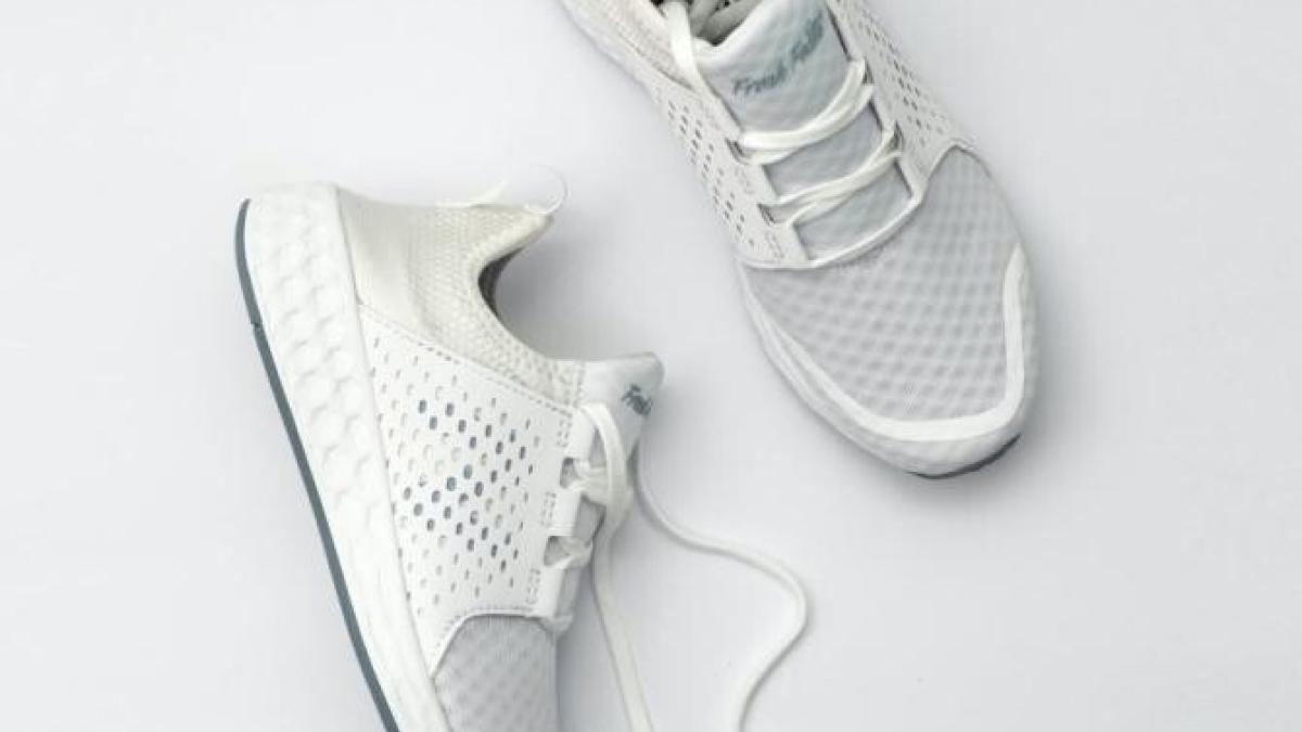 cum-se-curata--corect--adidasii-in-masina-de-spalat---pune-neaparat-si-cateva-prosoape-vechi-in-cuva_20786500