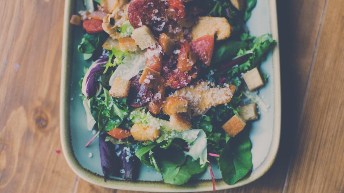 salata-de-rosii-cu-chorizo--reteta-inedita_92257200