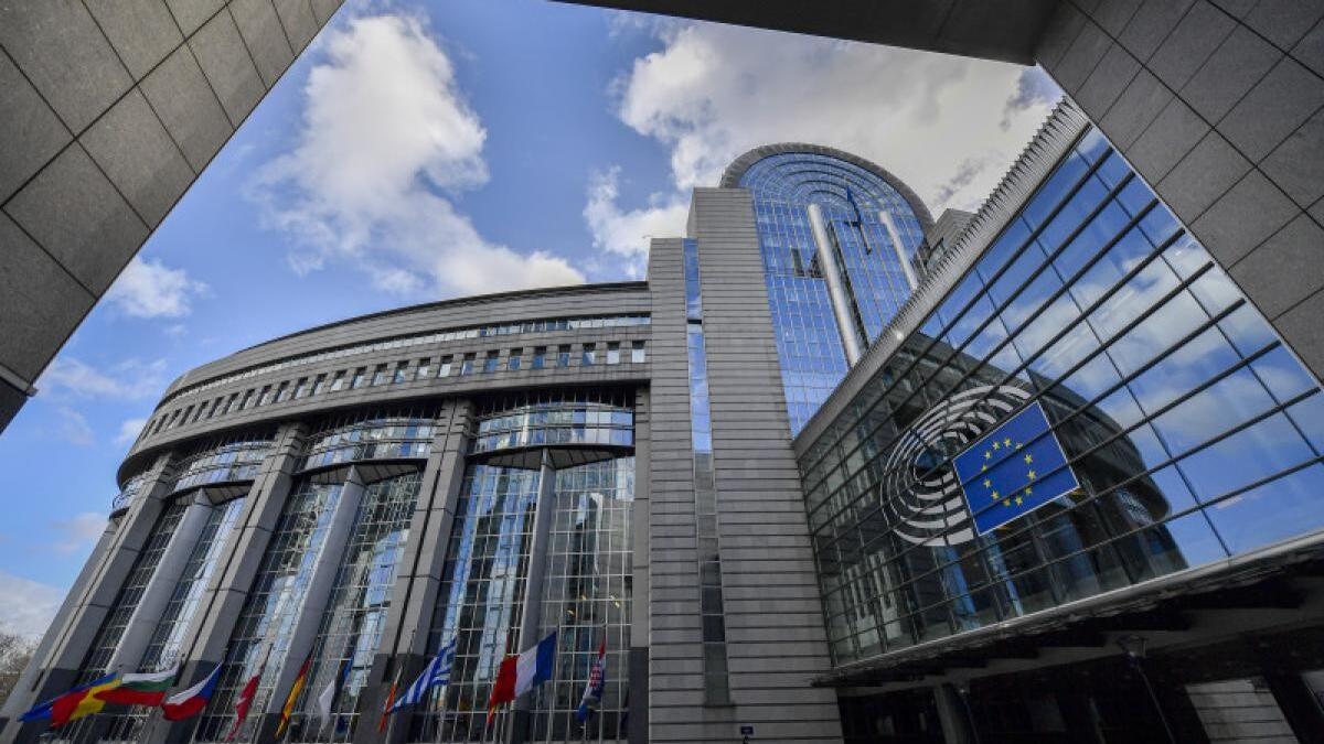 pe-vrea-sa-opreasca-planurile-bruxelles-ului-de-a-include-investitiile-in-centralele-pe-gaze-si-centrale-nucleare-pe-lista-investitiilor-verzi_53596700