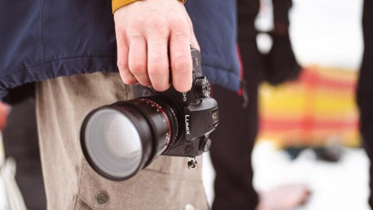 rusia-nu-permite-intrarea-in-tara-a-unor-jurnalisti-si-oficiali-din-aparare_77145200