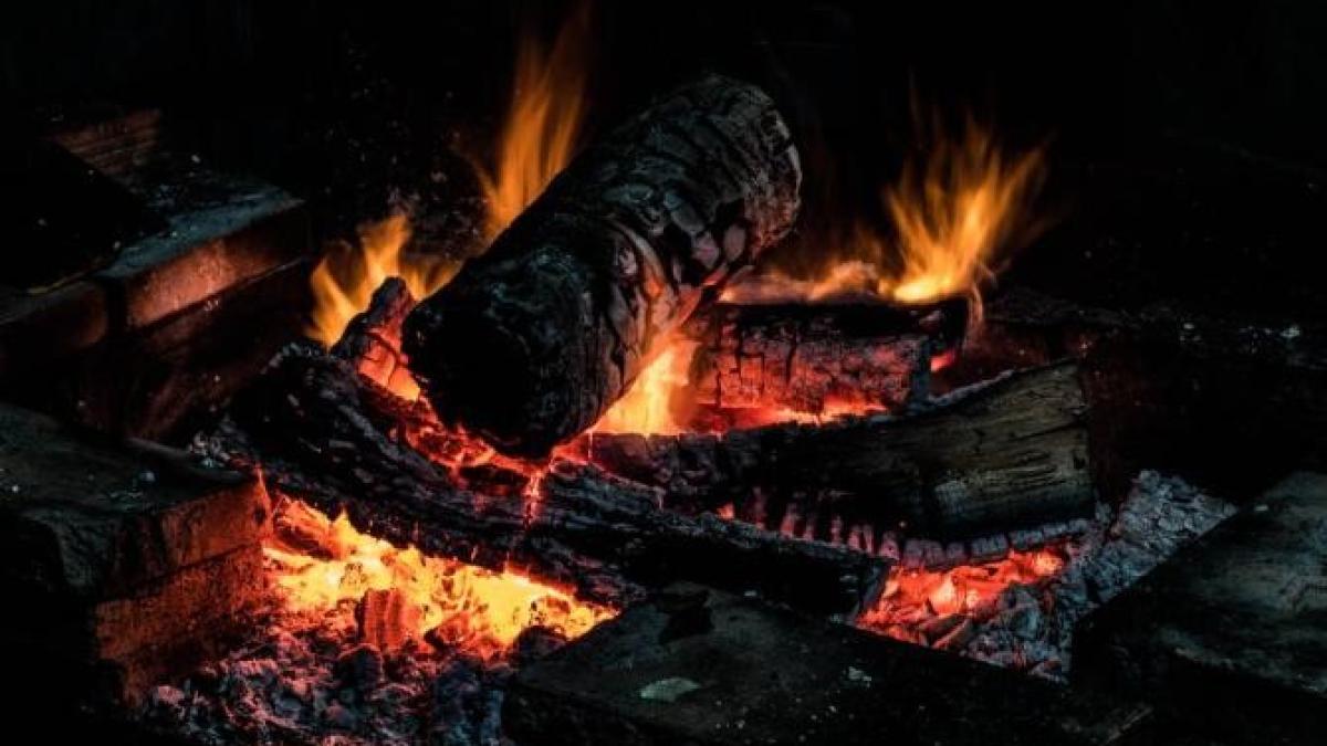 o-poteca-cu-jar-incins-a-lasat-25-de-amatori-cu-arsuri-grave_16627500