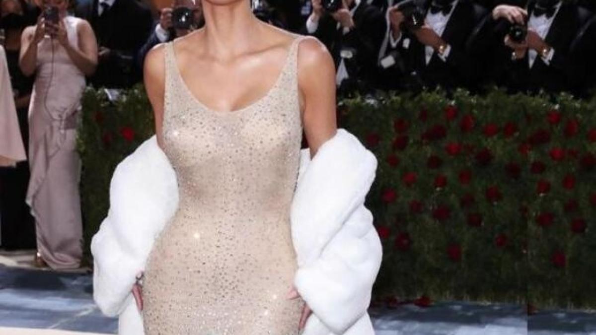 kim-kardashian-rochie-marilyn-monroe_24239800