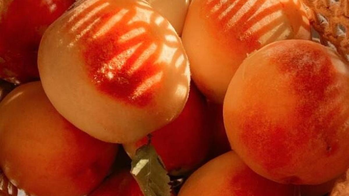 desert-bestial-din-piersici---proaspat-ca-inghetata-si-moale-ca-o-crema_11908200