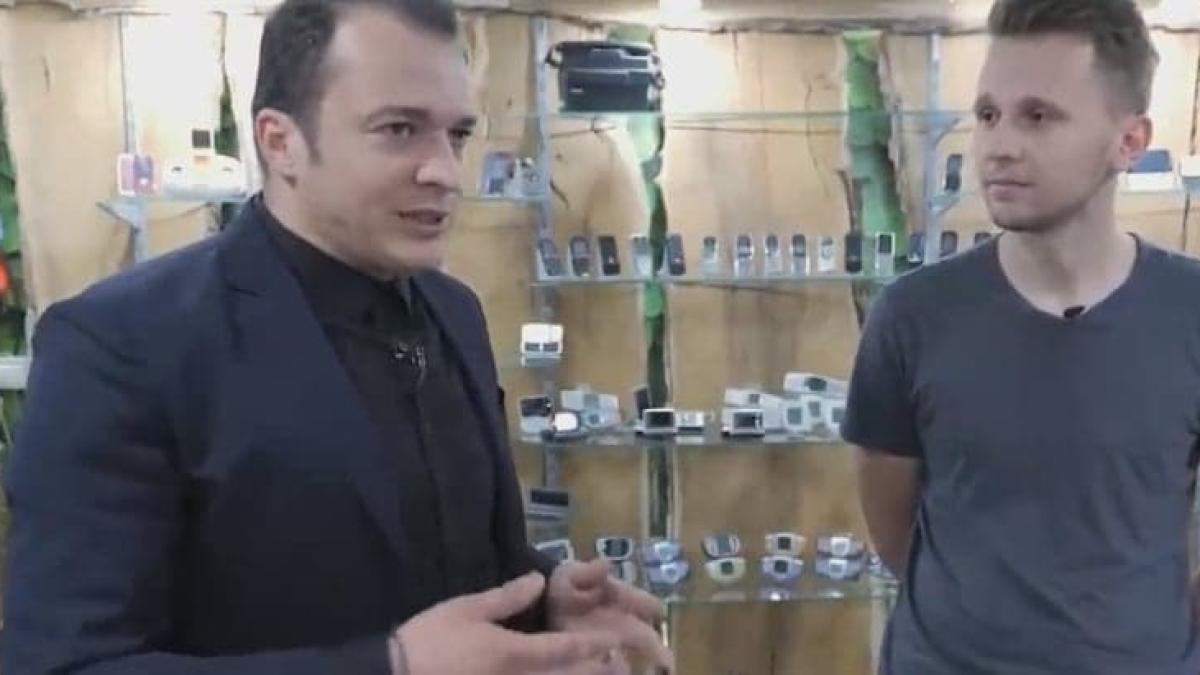 colectionar-roman-poveste_78417400