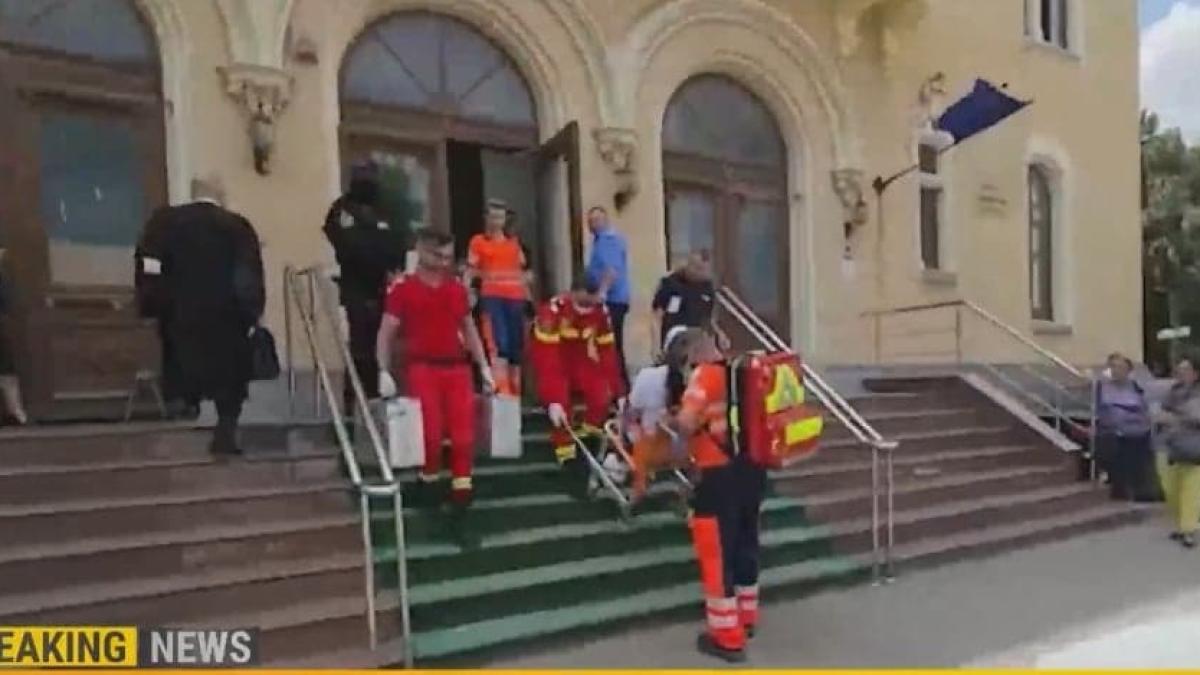 caz-socant--o-femeie-din-constanta--taiata-pe-fata-de-fostul-sot--chiar-in-sala-de-judecata_50109800