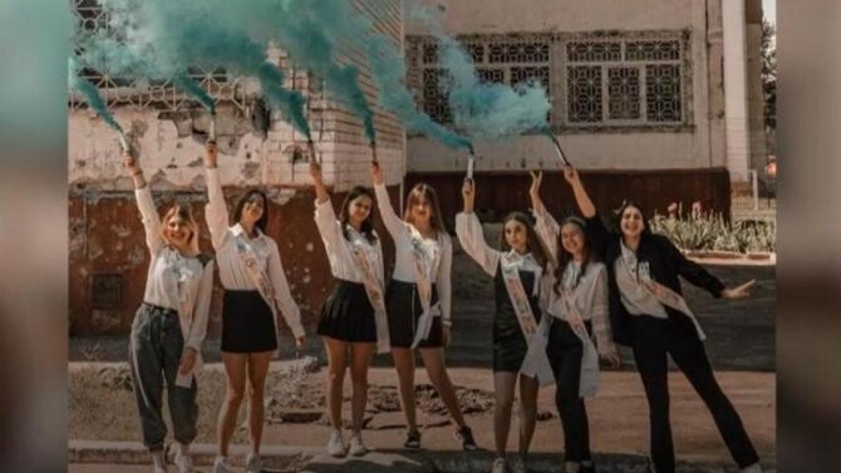 haine-de-banchet-si-premii-printre-ruinele-bombardamentelor-din-cernihiv-3_97878800