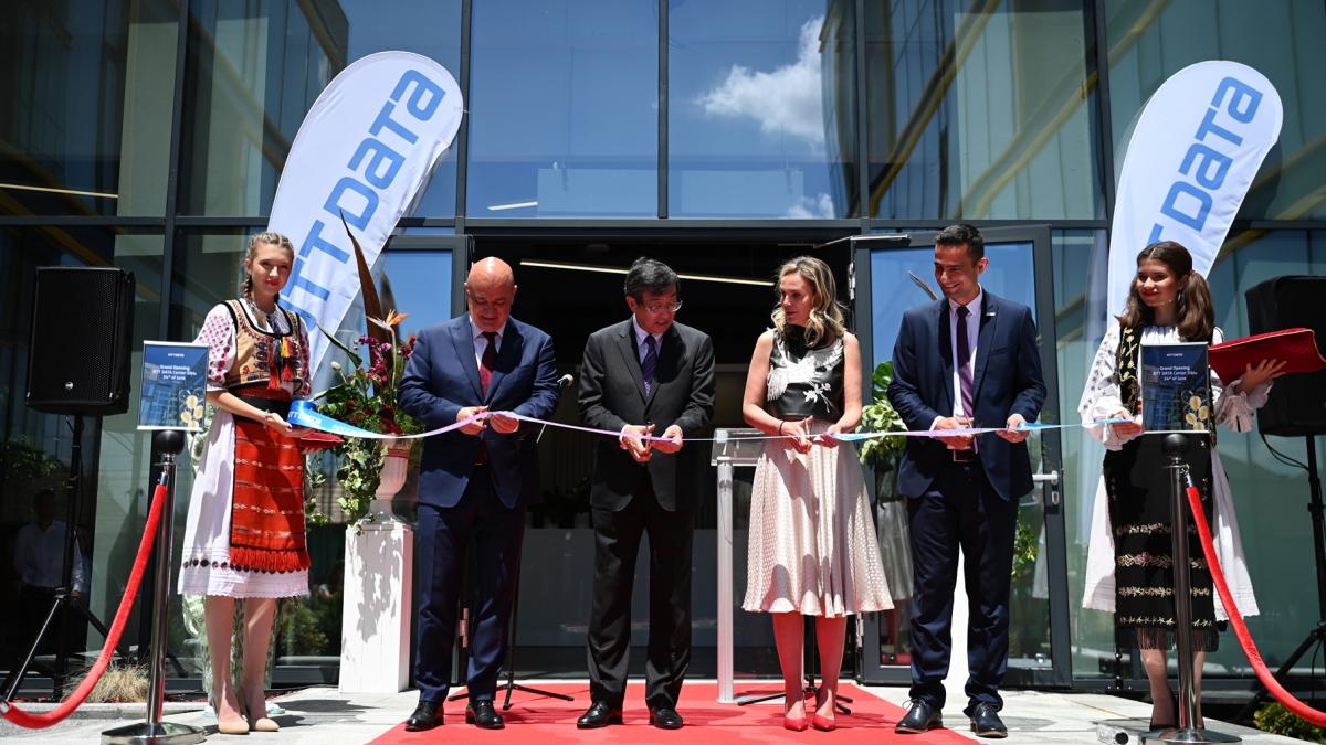 fits2022---day-1---ntt-data-c-sebastian-marcovici-14_99008900