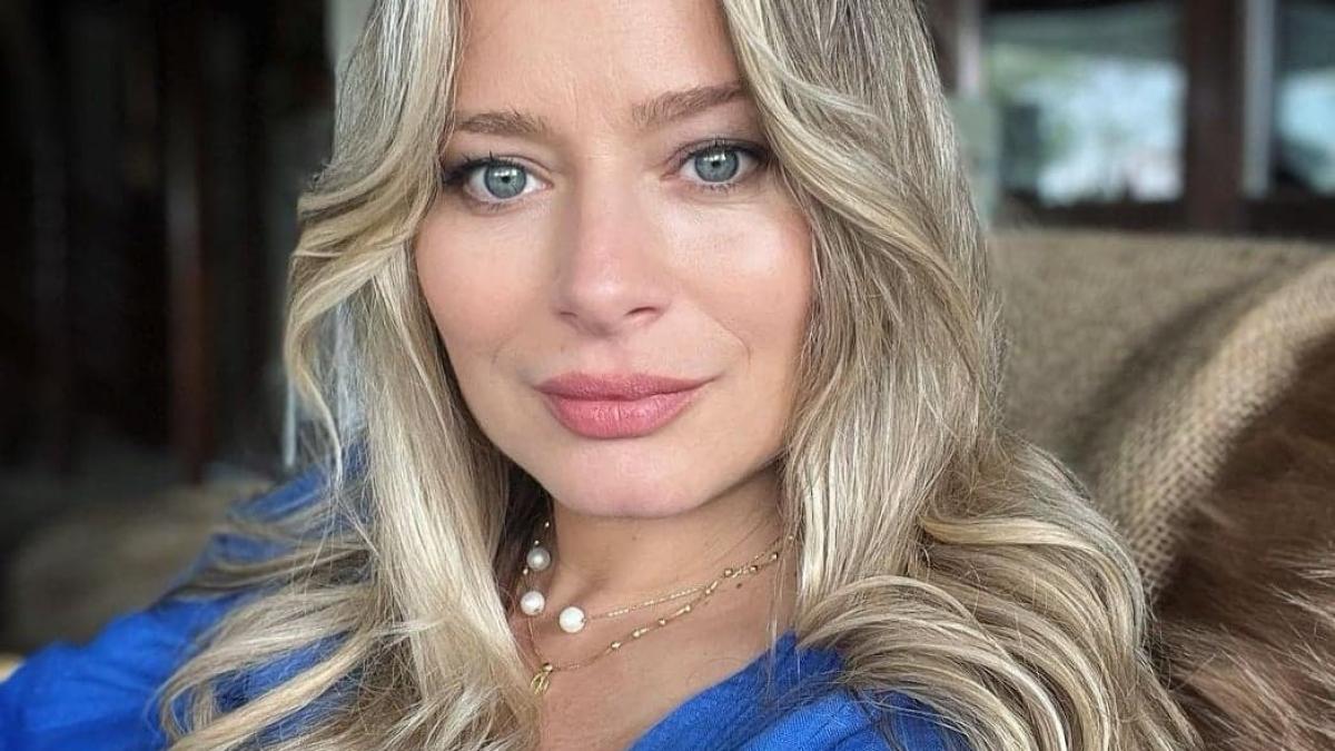 fotografie-bebelus-laura-cosoi-a-nascut_85638000