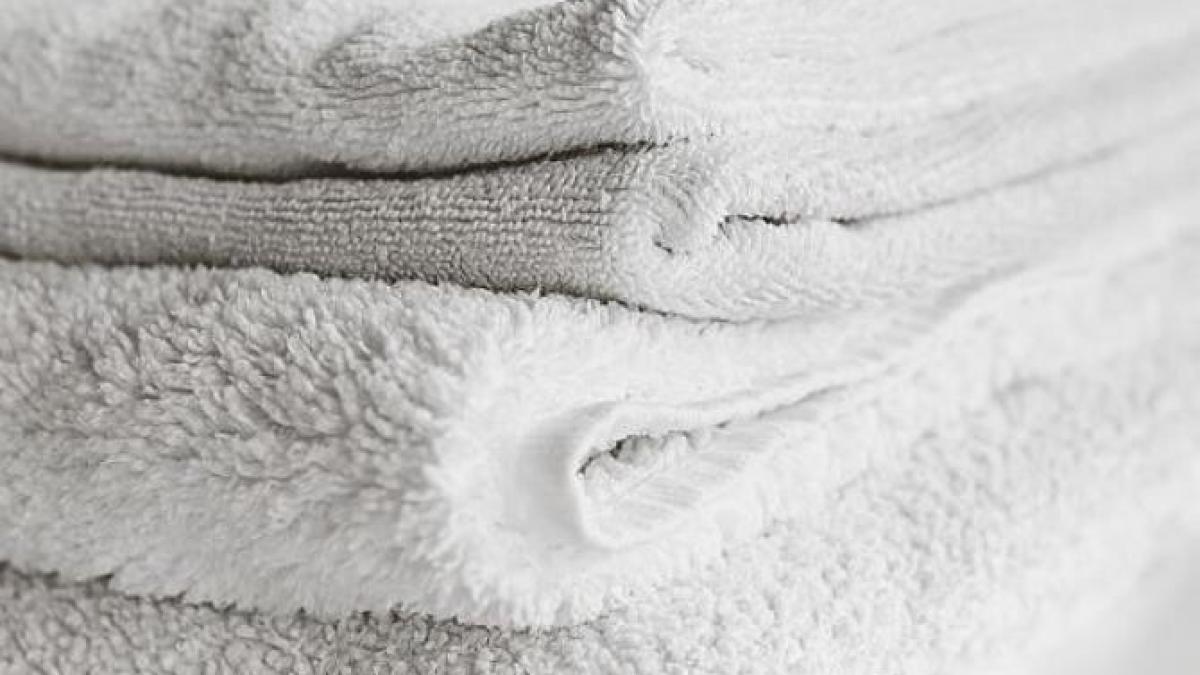 prosoape-moi-si-catifelate-doar-dizolva-100-grame-din-acest-produs-intr-un-litru-de-apa--iar-rezultatul-te-va-lasa-fara-cuvinte_90037000