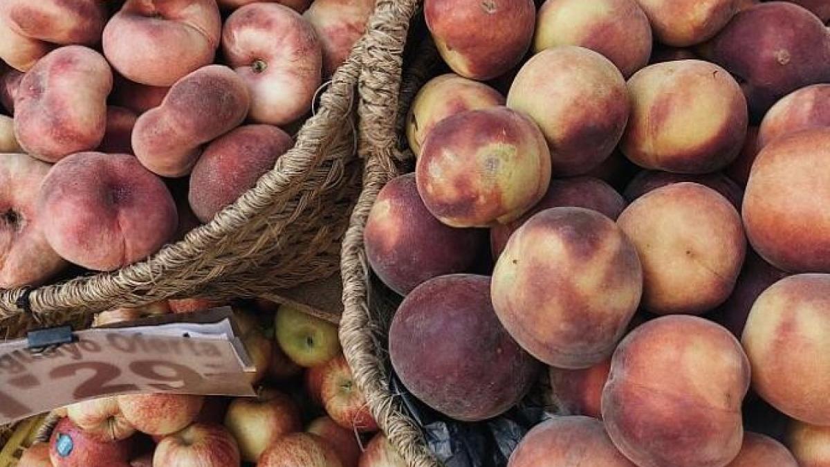 piersici-murate-pentru-iarna---mai-gustoase-si-mai-sanatoasa-decat-cele-cumparate-din-magazine_72486700