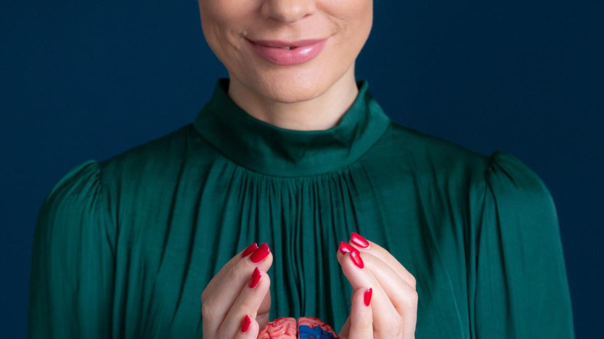 anca-alungulesei-explica-dezastrul-pe-care-il-poate-produce-in-viata-unui-om-supraponderal-startul-comun-al-formulei-dieta-prc-2b-sport_85608700