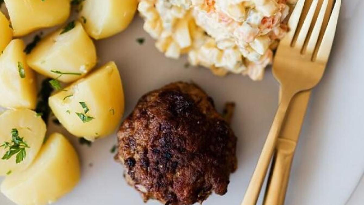 chiftelute-crocante-de-ton---un-aperitiv-spectaculos-si-delicios--apreciat-de-toata-lumea_05121900