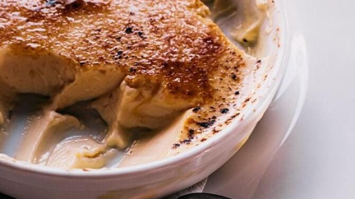 un-desert-delicios-si-caramelizat--facut-cu-paine-veche--toti-invitatii-vor-fi-impresionati_74914000