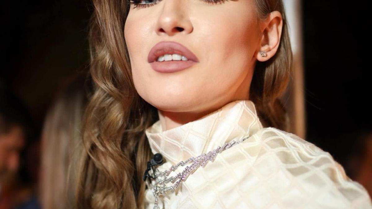 iulia-albu-colier-40-000-euro_46193100