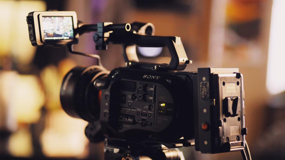 lavinia-sandru-si-sorin-stanciu--presedintele-uzpr--la-interviurile-dcnews_60635900