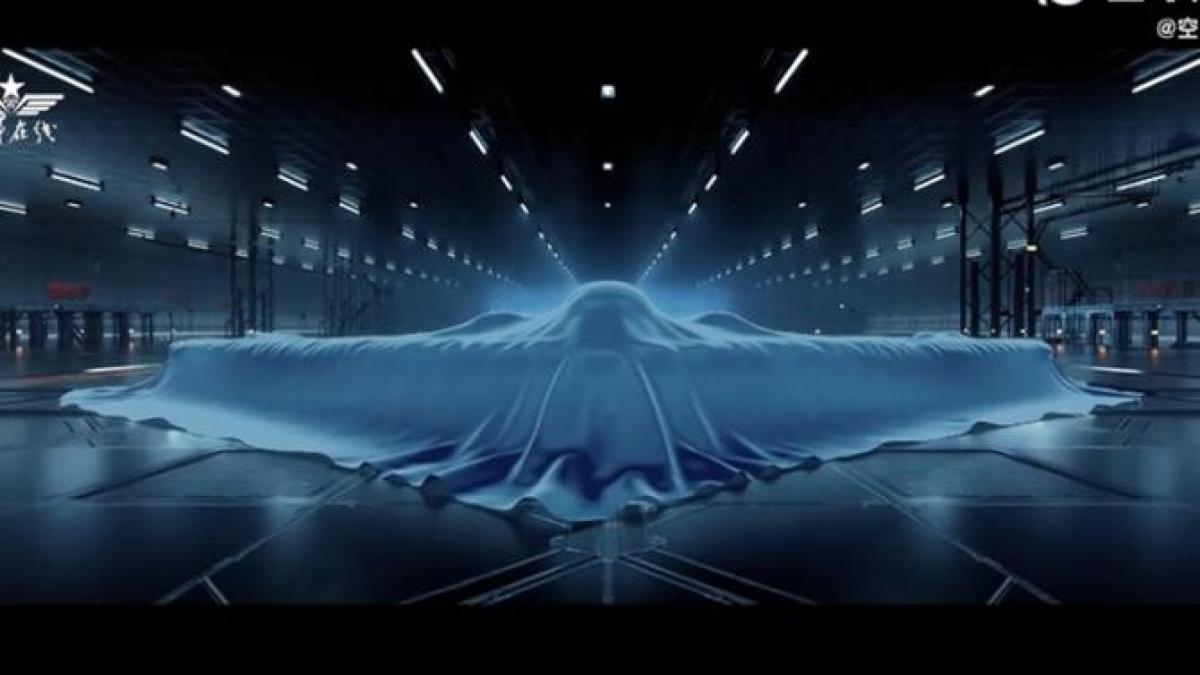 bombardier-invizibil-gata-de-lansare_20829000