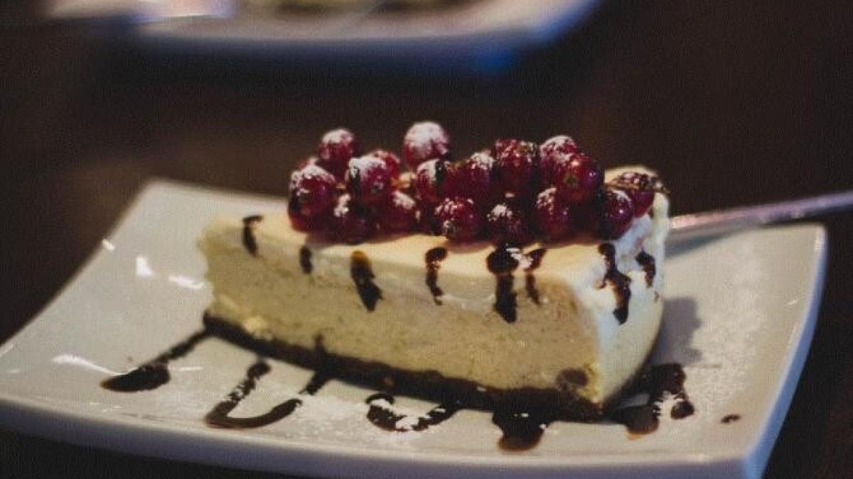 cheesecake-de-vara--gata-in-10-minute---un-desert-delicios--facut-din-cateva-produse_21464700