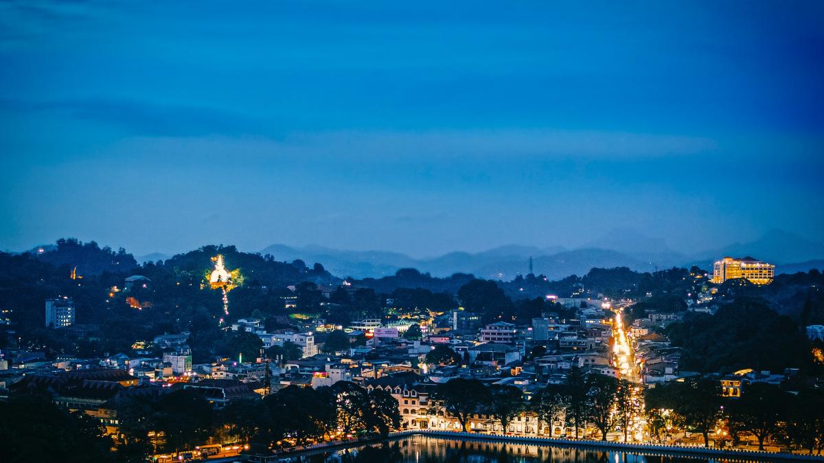 capitala-din-sri-lanka-a-instituit-o-ora-de-consemn_55875600