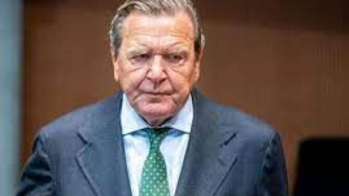 gerhard-schroprc-ccprc-88der_95705400