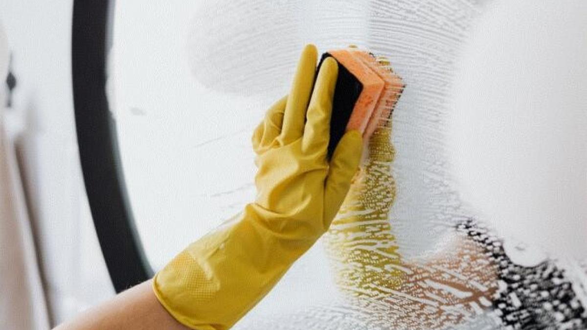 prepara-acasa-un-produs-universal-de-curatat---ai-nevoie-de-2-ingrediente-ieftine-si-disponibile_60025800