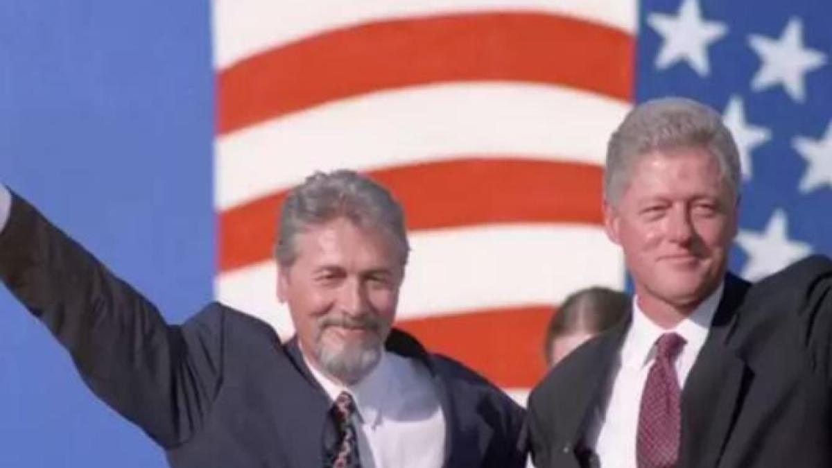 emil-constantinescu-bill-clinton_24189200