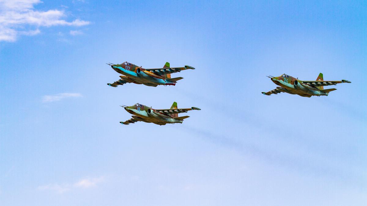 rusia-anunta-ca-a-doborat-un-avion-si-un-elciopter-ale-fortelor-ucrainene_64480000