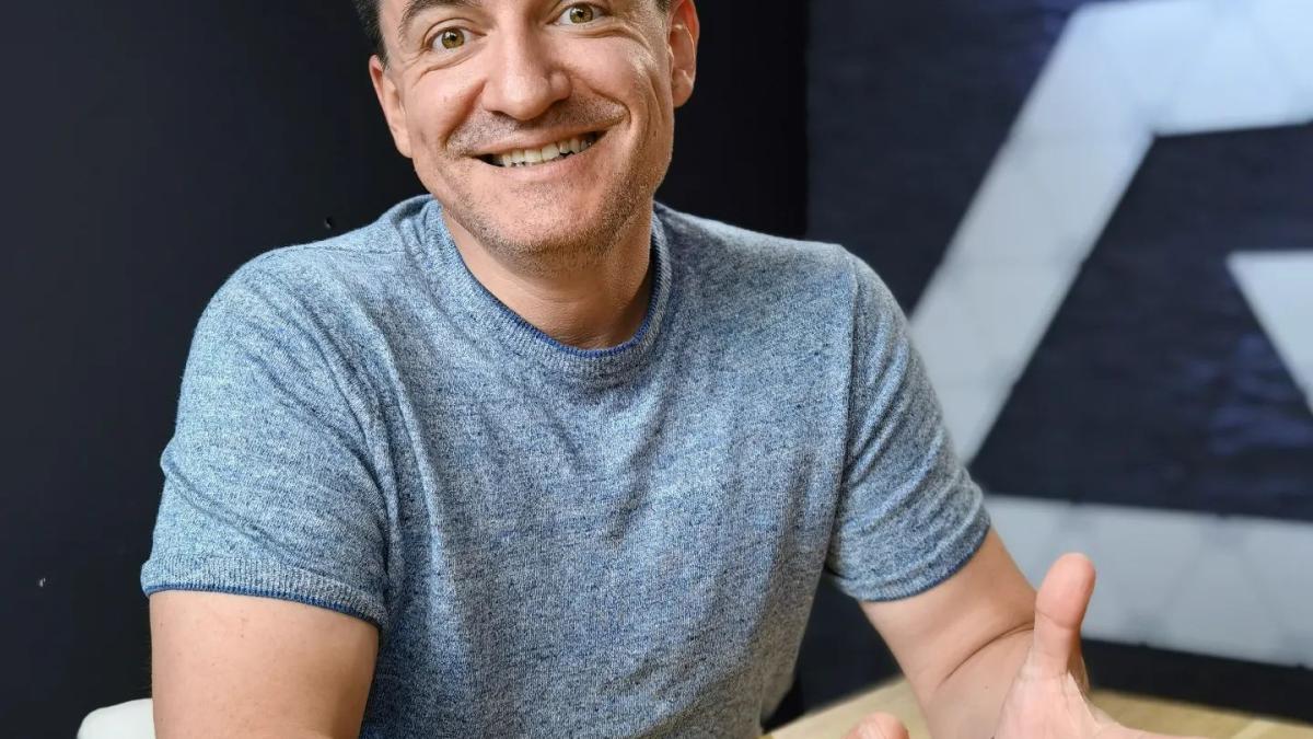 george_buhnici_mare_celulita_fete_fb_93704200