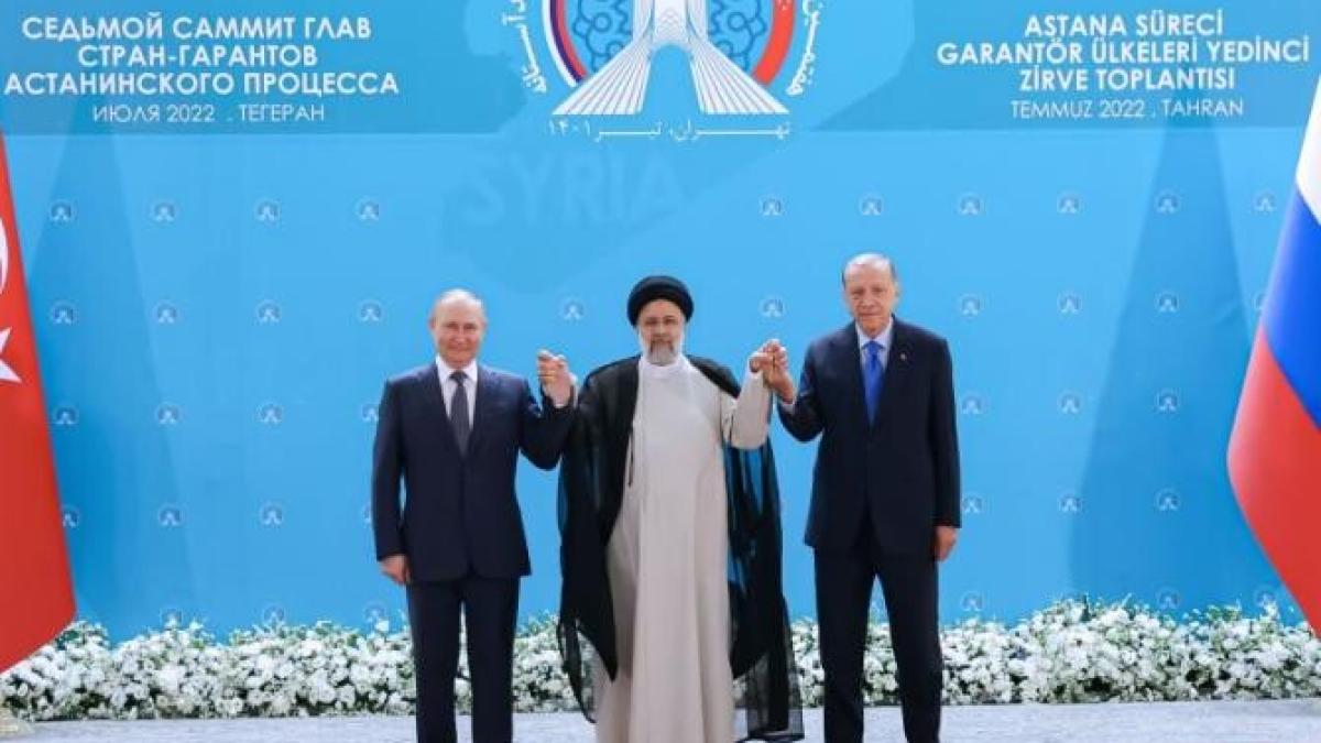 iranian-president-ebrahim-raisi-c--russian-president-vladimir-putin-l-and-turkish-president-recep-tayyip-erdogan_26750000