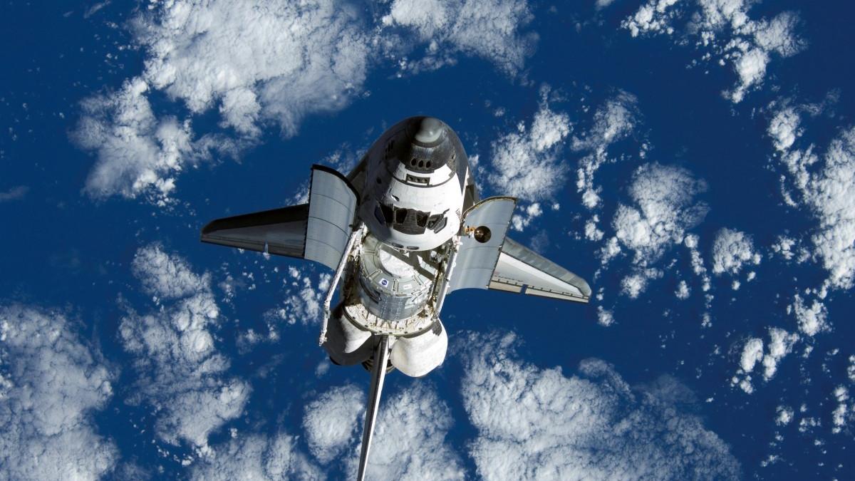 explorare-spatiu_93591800