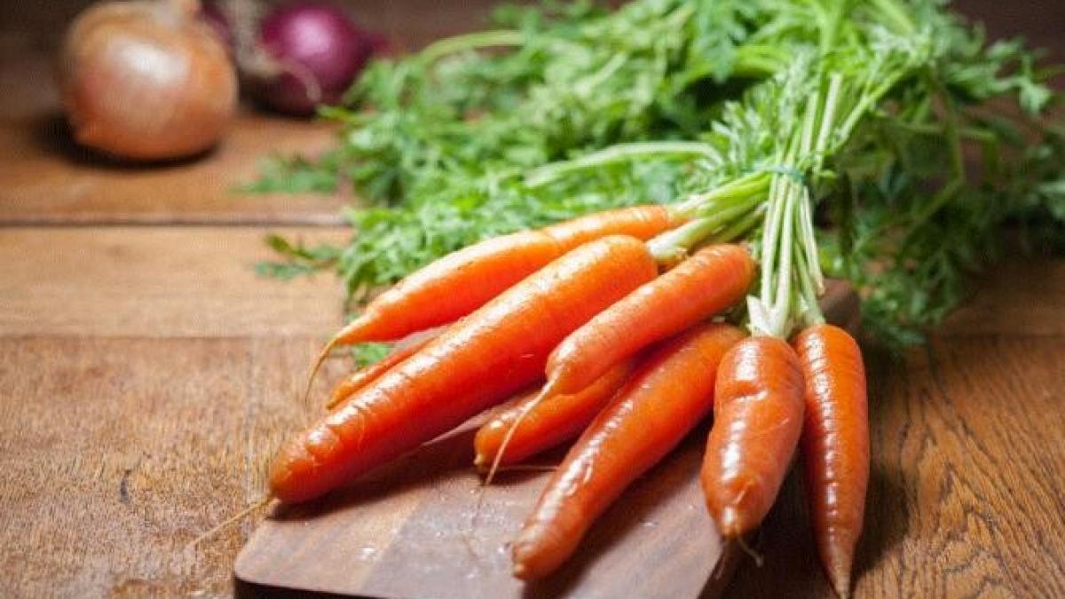 ai-nevoie-de-jumatate-de-morcov-pentru-a-rezolva-o-problema-din-bucatarie----un-truc-aparent-banal--dar-eficient_35040500