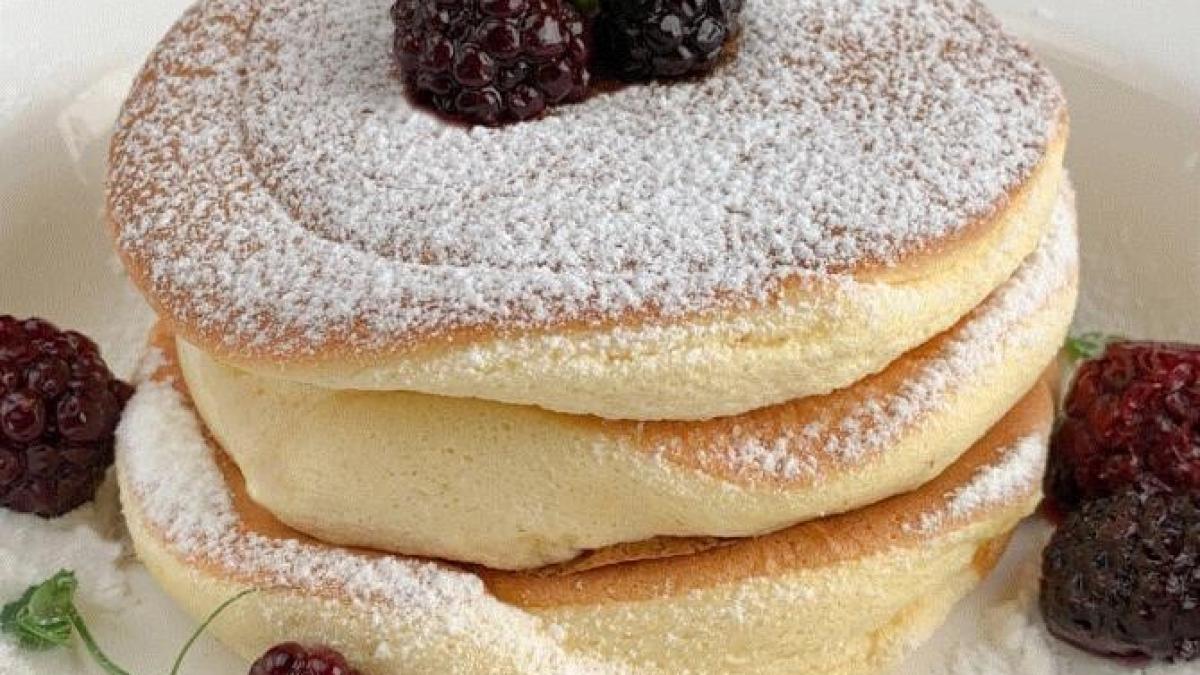 clatite-olandeze--un-mic-dejun-delicios-si-rapid-care-va-fi-indragit-de-intreaga-familie_82162100