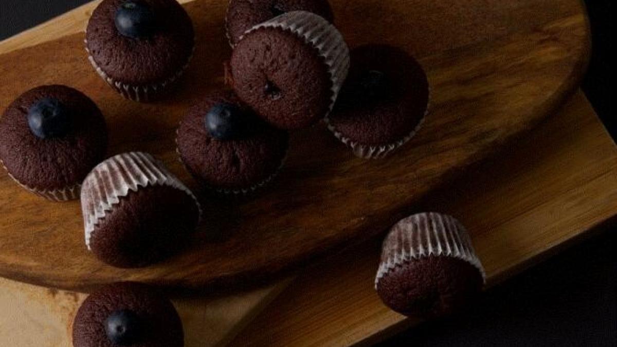 un-desert-simplu--rapid-si-delicios---ai-nevoie-de-forme-de-briose-si-de-o-oala-cu-apa_60543400