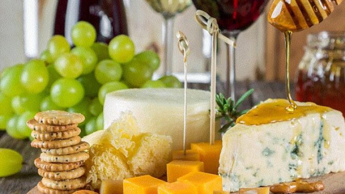 branza-din-frigider-s-a-uscat--iata-cum-poate-fi-inmuiata-instantaneu_26937600