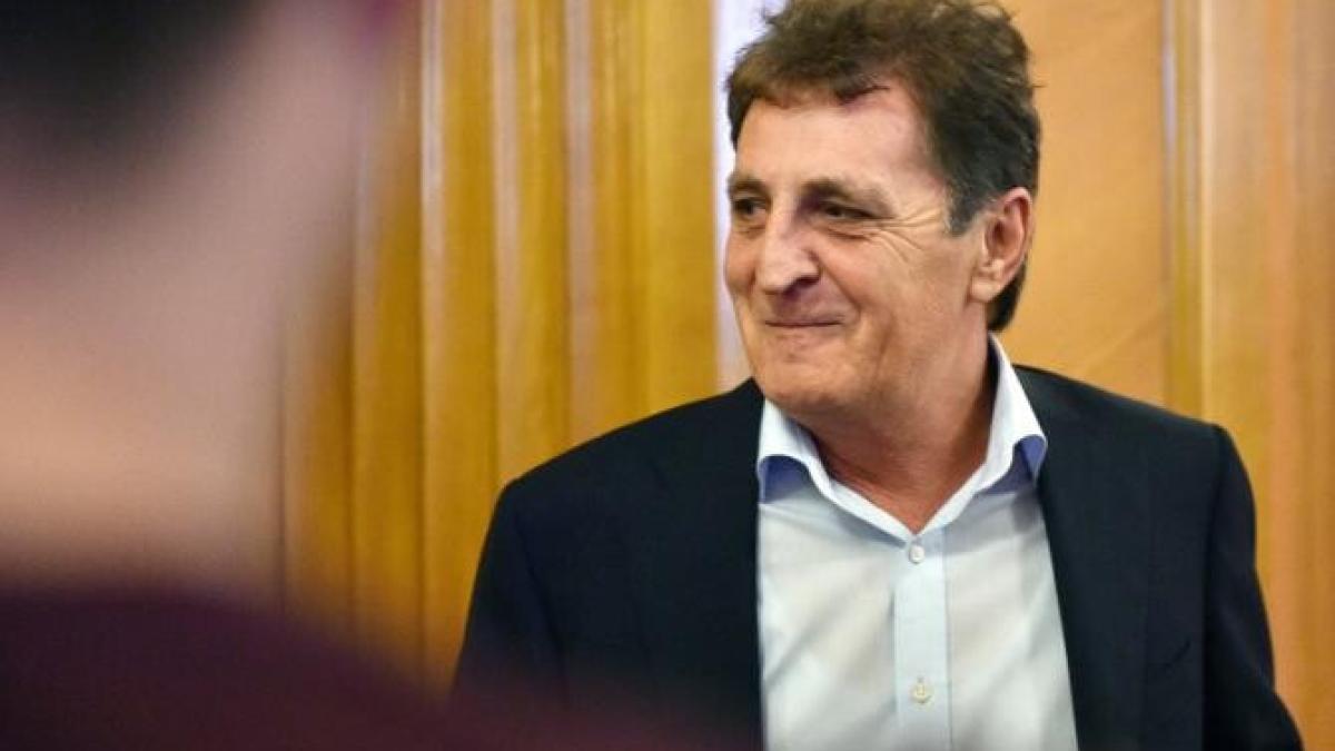 mircea-dusa-rau-_13393374_04293100