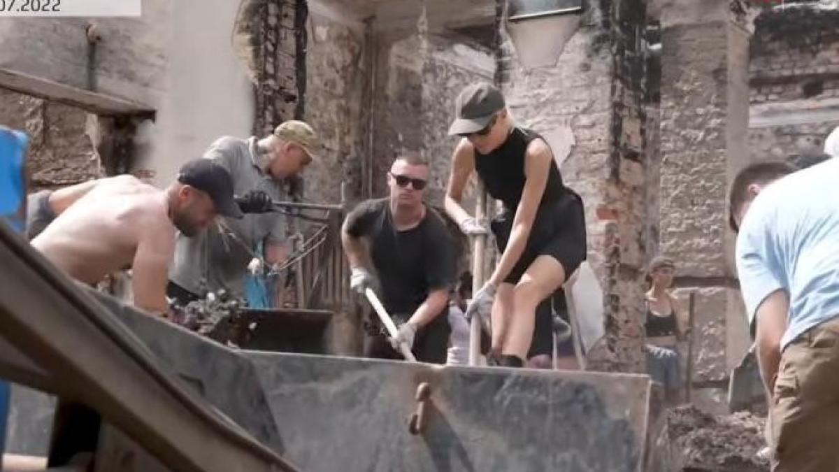 petrecerile-techno-sustin-reconstructia-ucrainei--cum-se-distreaza-si-muncesc-tinerii-pe-timp-de-razboi_38188200