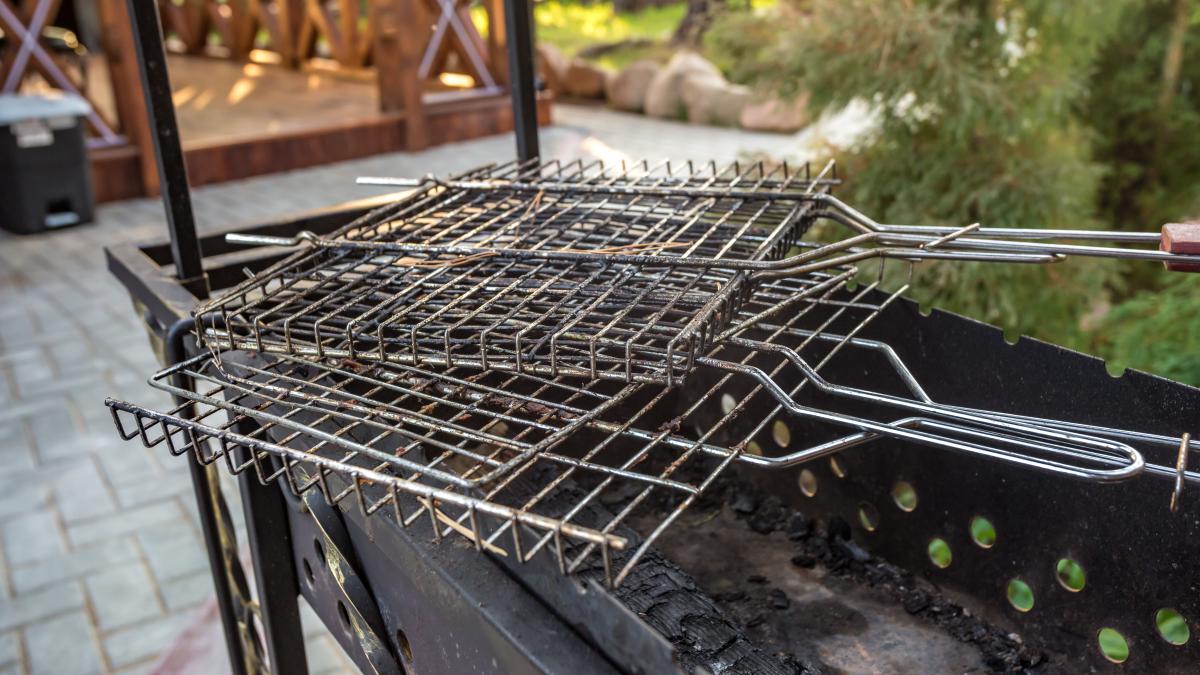 gratarul-poate-fi-curatat-cu-un-cartof_26851400