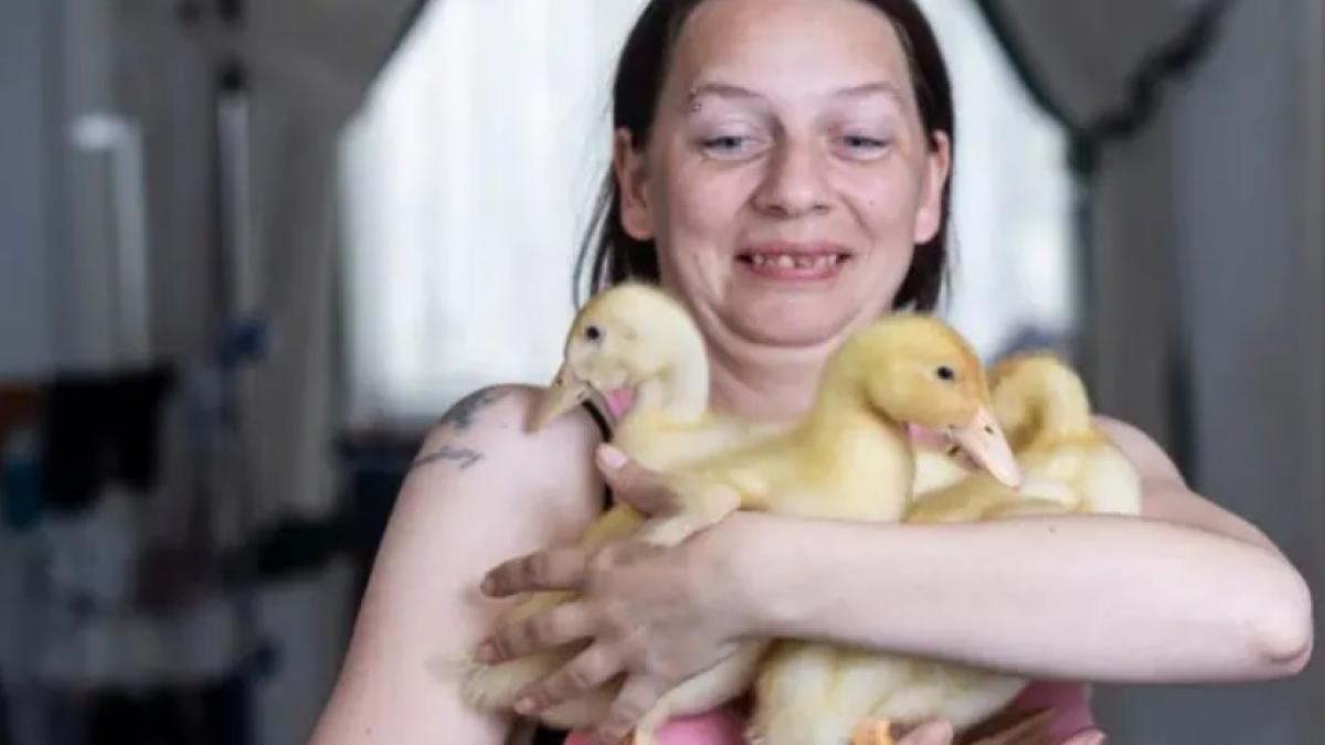 fericita-de-descoperirea-sa_02549000