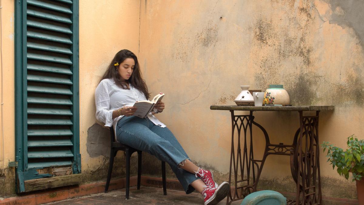 spune-mi-ce-zodie-esti--ca-sa-iti-spun-ce-roman-romanesc-ti-se-potriveste_99021400