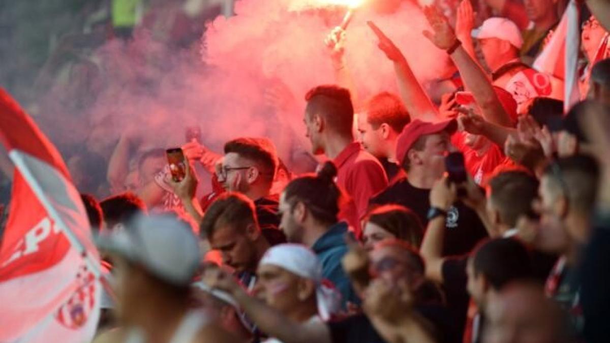 galerie_lider_jandarmerie_fumigene_ager_57374900