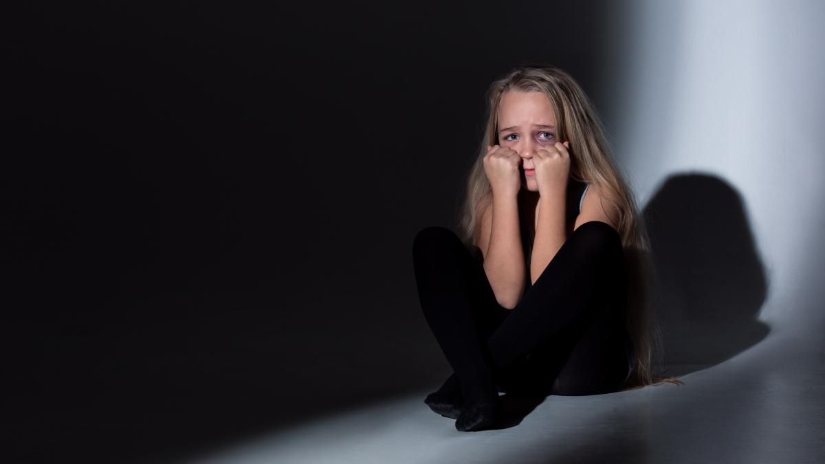 fetita-abuzata_45859900