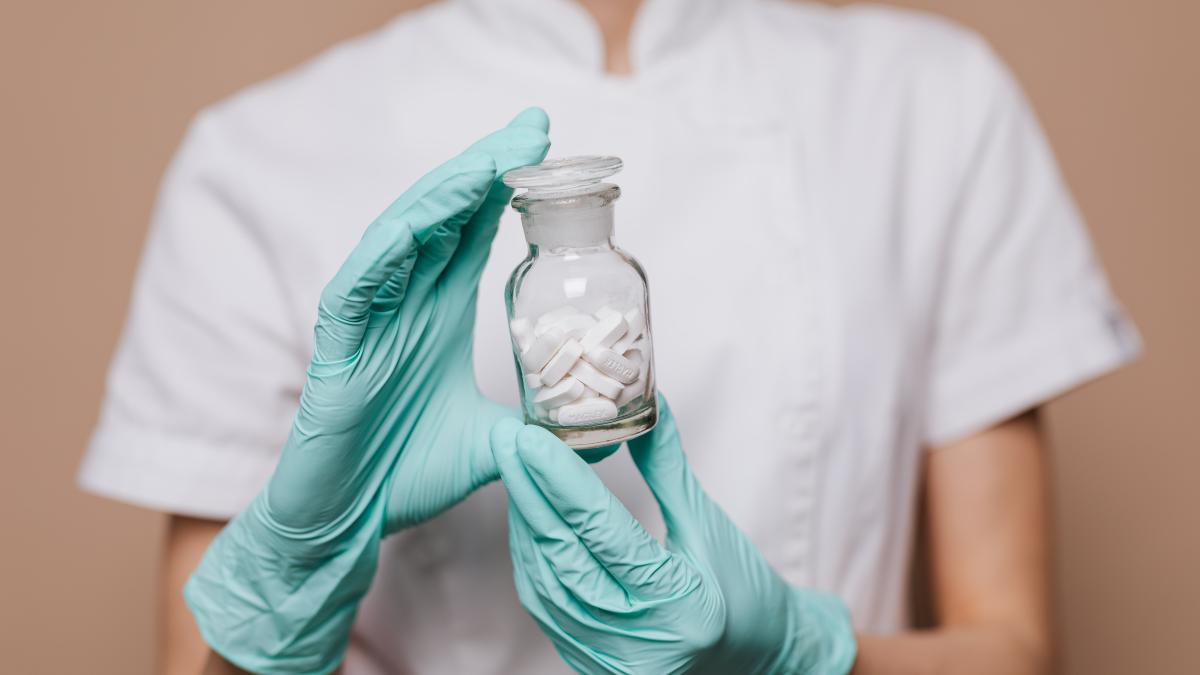 ministerul-sanatatii--precizari-dupa-declaratii-ministrului-rafila-privind-pastilele-de-iodura-de-potasiu_07929500