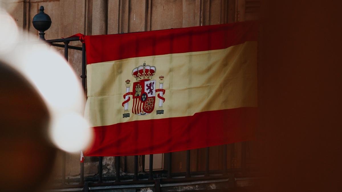 cum-poti-obtine-cetatenia-spaniola-conditii--acte-necesare--la-ce-trebuie-sa-renunti_64406800