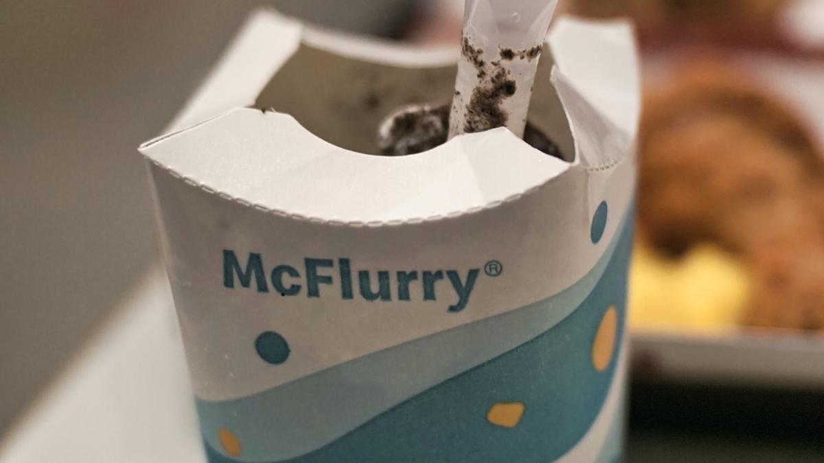 s-a-dus-pentru-un-o-inghetata-si-a-plecat-cu-o-injuratura--ce-a-patit-un-client-al-unui-celebru-lant-de-fast-food_68231600