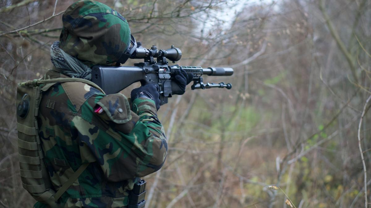 ministrul-kosovar-al-aparariisuntem-pregatiti-sa-ne-aparam-fiecare-colt-al-teritoriului_84844700